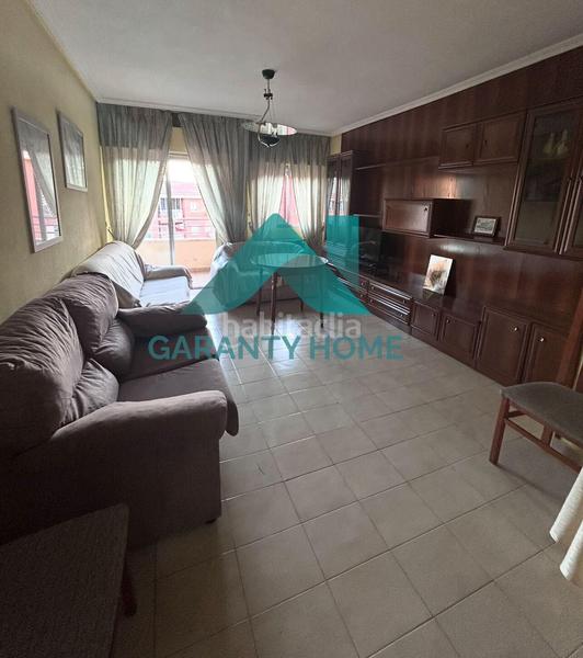 Foto 4f02e89d-769d-4906-b5c6-bd6f3a53ea33. Alquiler piso se alquila a estudiantes piso amueblado en moctezuma, ! en Cáceres