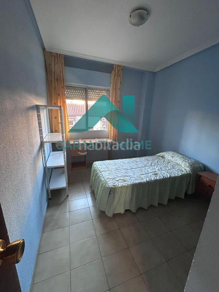 Foto f0ec17ea-0757-4ae0-ada0-183686e94adc. Alquiler piso se alquila a estudiantes piso amueblado en moctezuma, ! en Cáceres