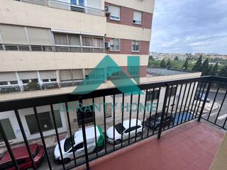 Rent Flat in Ruta de la Plata. Se alquila piso reformado en la madrila cáceres  se admiten estu