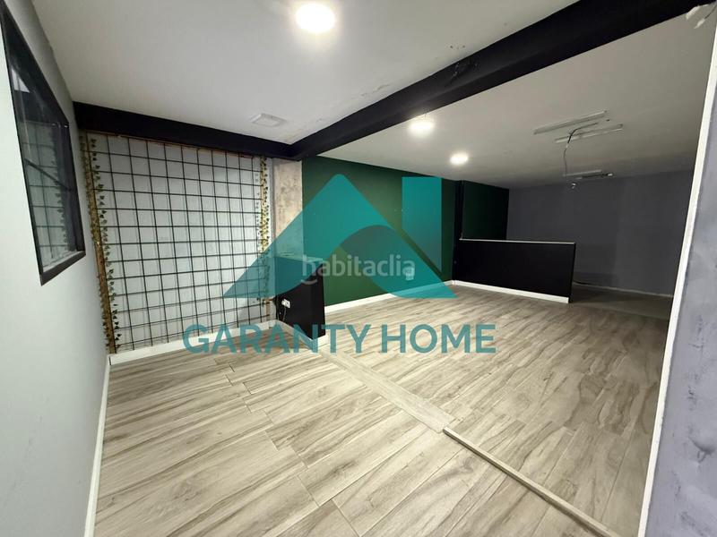 Foto d5267629-2828-482d-8abd-1cc573909718. Alquiler local comercial se alquila local comercial en zona hernán cortés en Cáceres