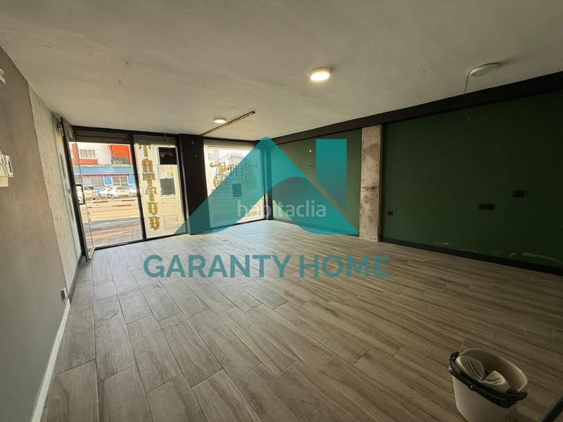 Foto f3abca9e-c109-4fd1-ac6e-3bef8ad700c6. Alquiler local comercial se alquila local comercial en zona hernán cortés en Cáceres