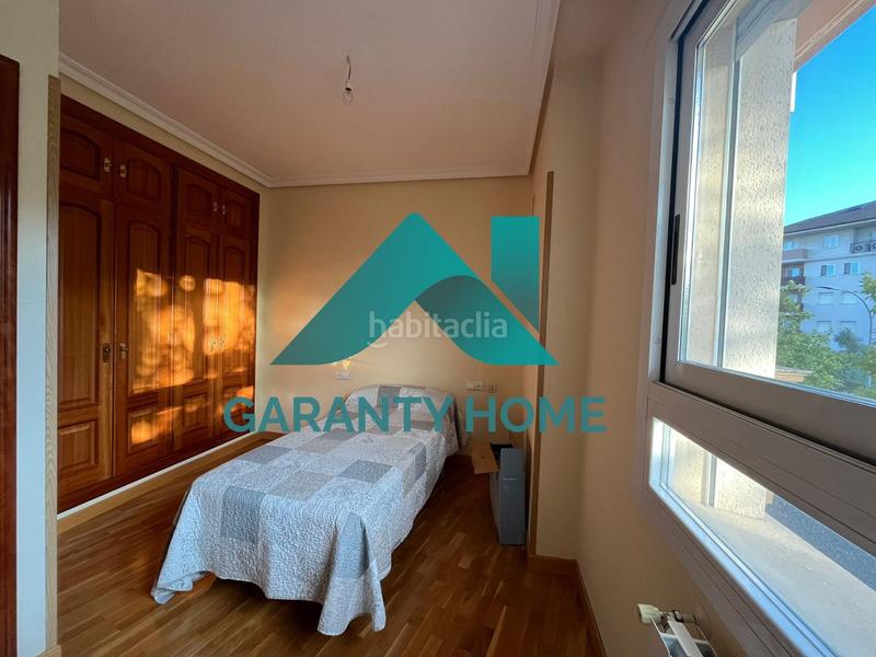 Foto 0a11ca6d-7b55-489e-b710-1d60ab0e1e22. Alquiler piso se alquila piso amplio en zona r66 en Cáceres