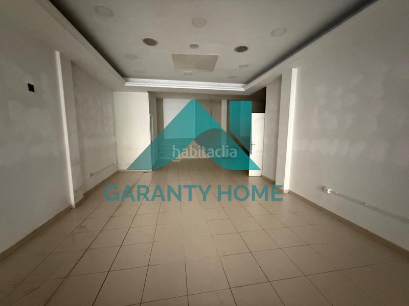 Foto d1952623-7b8b-447a-a372-571bae1642e7. Lloguer local comercial a Centro Cáceres