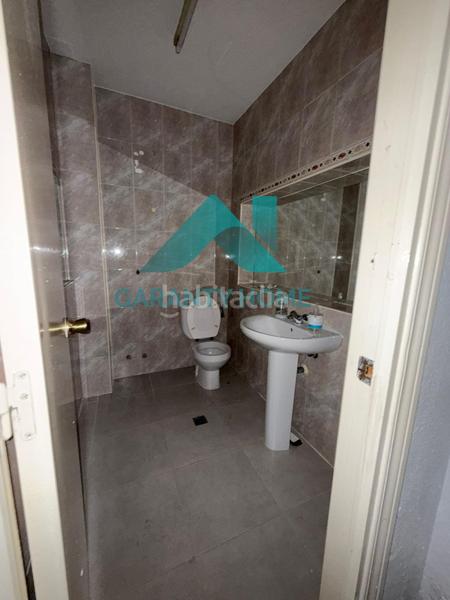 Foto d6314b6c-e0f4-4be7-9088-8e78cfcd9cf9. Lloguer local comercial a Centro Cáceres