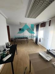 Location Bureau à Casco Antiguo. Se alquila oficina en avenida virgen de la montaña  cáceres