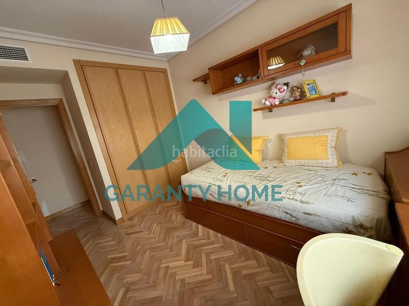 Foto 4ee8fefa-d448-4444-8f77-e422e0af7085. Piso se vende espectacular piso en zona eroski en Cáceres