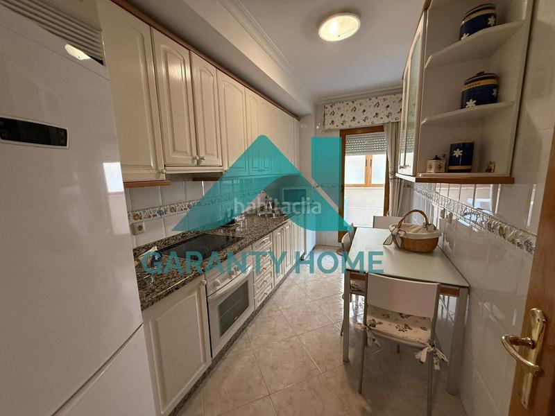 Foto aa8f6331-2594-45b2-a29a-2acf6f0bb83f. Piso se vende espectacular piso en zona eroski en Cáceres