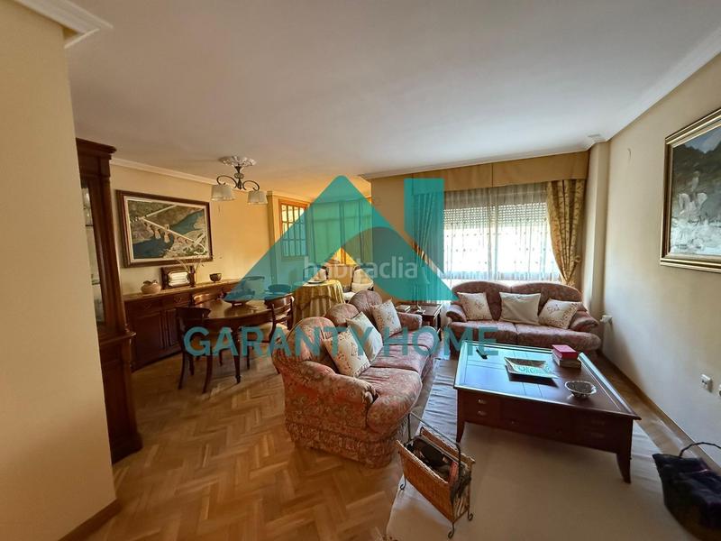 Foto f5e4e7af-ba24-47bb-82df-b7656672566b. Piso se vende espectacular piso en zona eroski en Cáceres
