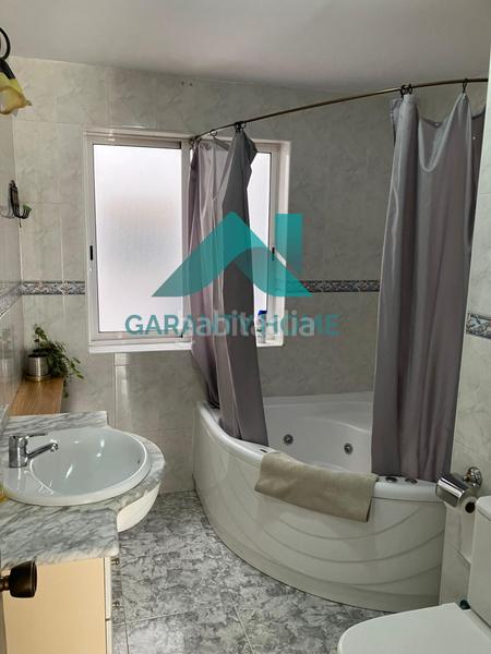 Foto cdc015e0-7dd3-4c1f-afb2-1a7132fa0656. Rent flat with heating in Casco Antiguo Cáceres