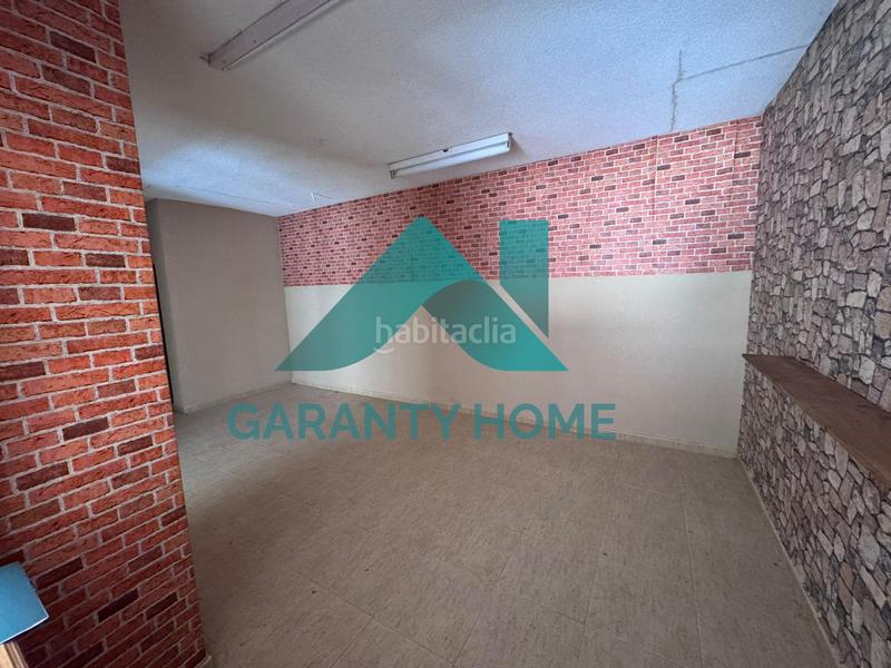 Foto d6c84328-2dc7-4cb4-b135-6677426c63dc. Alquiler local comercial se alquila local comercial zona moctezuma en Cáceres