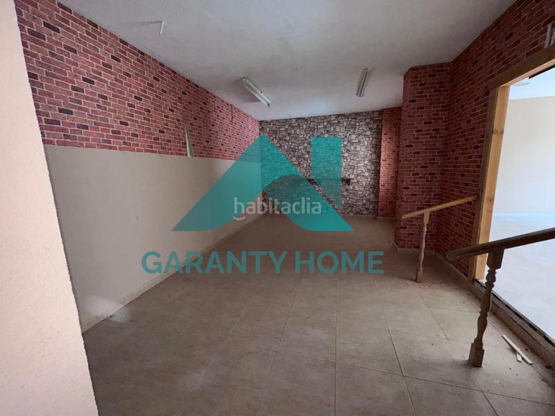 Foto 95427a39-e3a3-4415-86a3-e920d88ce0f6. Lloguer local comercial a Centro Cáceres