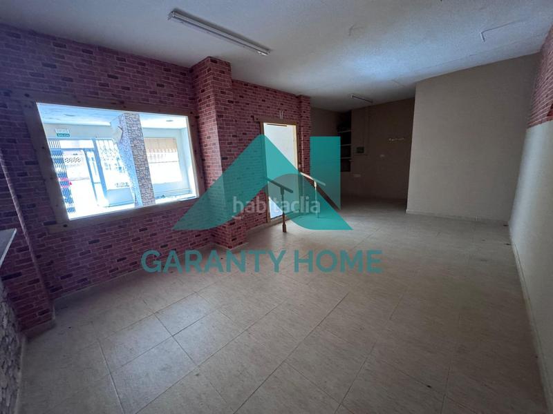 Foto c67eb393-e450-4fb8-9506-ee0bb1eb570c. Rent business premise in Centro Cáceres