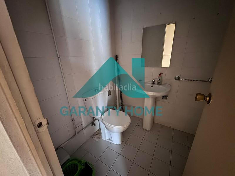 Foto fd5c60c3-972b-4079-b6f2-ea17918cd6f2. Rent business premise in Centro Cáceres