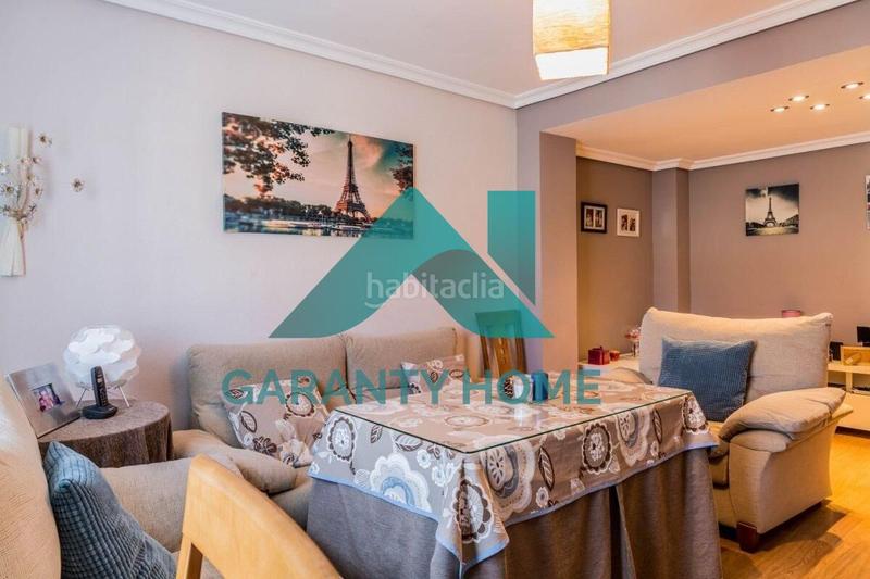 Foto 6a6322e5-7036-47a0-9110-dd3d02433b05. Semi detached house with heating parking in Campus Universitario Cáceres