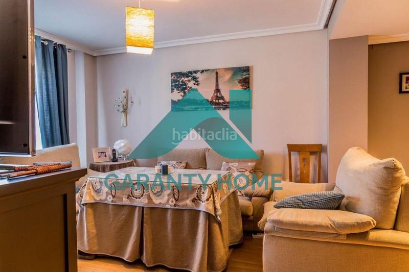 Foto b74a94b2-2706-4da4-8917-a1b6fad53993. Semi detached house with heating parking in Campus Universitario Cáceres