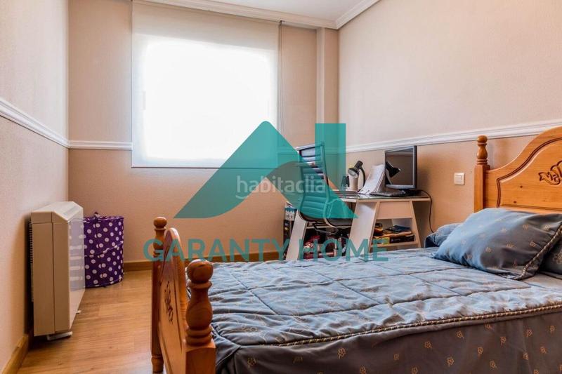 Foto c8072c04-db88-4419-99c0-21054c48c6ea. Semi detached house with heating parking in Campus Universitario Cáceres