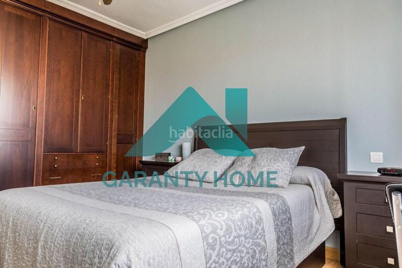 Foto da748475-89f6-4aea-93c6-d29a97c88635. Semi detached house with heating parking in Campus Universitario Cáceres