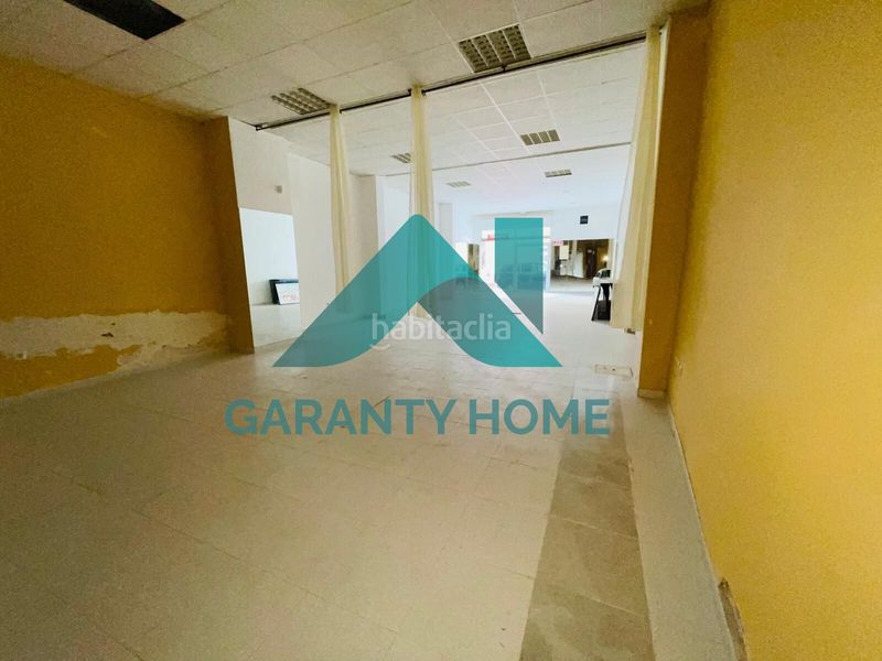 Foto ed5bcb9c-0592-49c5-93b7-0f55d5a2cb5f. Local comercial a Centro Cáceres
