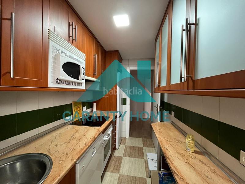 Foto 2118dc93-7d36-47fe-aecf-38f19990e4bb. Affitto appartamento con parcheggio in Casco Antiguo Cáceres