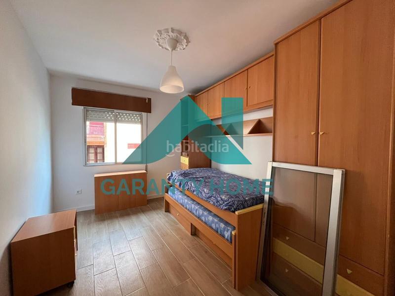 Foto 66ccf9d7-602e-4de1-bb37-1a3dc448fc8b. Rent flat with parking in Casco Antiguo Cáceres