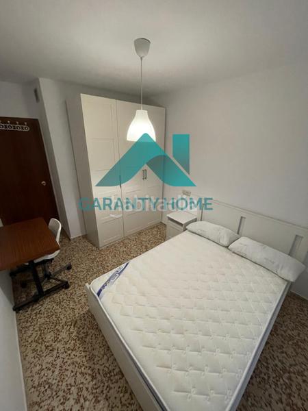 Foto fa9bb800-2e6a-438f-ae25-553bc9076378. Affitto appartamento con riscaldamento in Casco Antiguo Cáceres