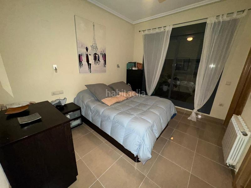 Foto 038a3c9b-aa87-4c4d-8b19-8b9ded7bd6a1. Maison jumelée avec chauffage dans nuevo Cáceres Cáceres