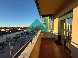 Location Appartement à Nuevo Cáceres. Se alquila apartamento sin amueblar en zona nuevo cáceres  ampli