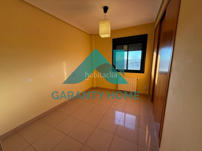 Foto f63ef414-4a2f-47cc-9e14-b917198c932b. Location appartement avec chauffage parking dans nuevo Cáceres Cáceres