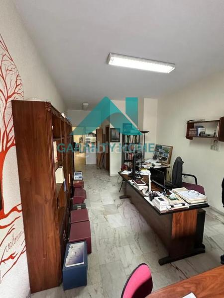 Foto ad0b759b-bb39-4442-bed0-4c87a7fc3f6d. Location bureau dans Casco Antiguo Cáceres