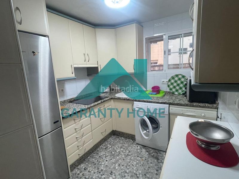 Foto 3d89213a-f98c-47c2-9e66-6f5db63bf4c9. Alquiler piso  cerca de la cruz de los caídos ideal estudiantestrabajadores en Cáceres