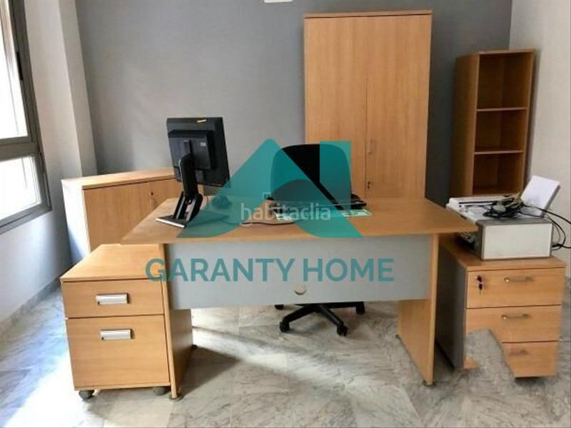 Foto 1a796dae-fb4b-4f34-81c0-833517cd1265. Miete büro mit heizung in Centro Cáceres