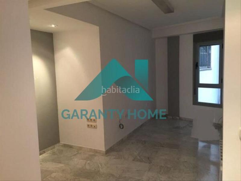 Foto 2ae6cda5-37e0-4123-b4a4-424ddd748ee6. Rent office space with heating in Centro Cáceres