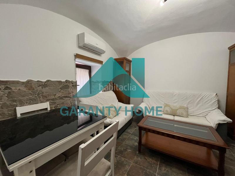 Foto b919cc32-7473-4411-893f-2c342e366a26. Miete appartement in Casco Antiguo Cáceres