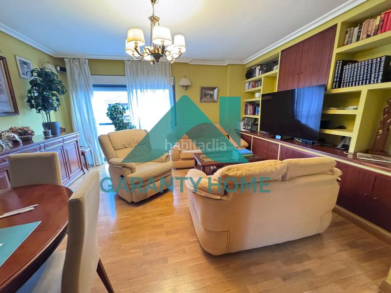 Foto 0e3fd05a-7b15-461e-a213-c683a2fb968b. Appartamento con riscaldamento parcheggio in nuevo Cáceres Cáceres