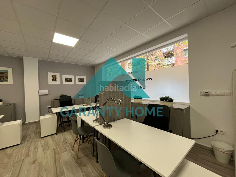 Foto 9a3684d0-653f-45d0-a3cb-1060e3895f4a. Alquiler local comercial se alquila local comercial nuevo totalmente equipado para coworking en Cáceres