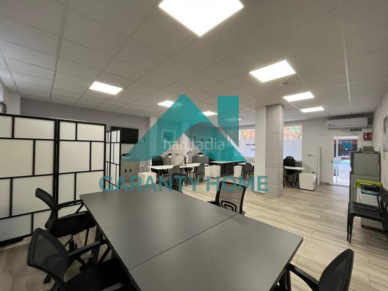 Foto 9e878d02-6d19-4fcb-9f97-e1226457502e. Alquiler local comercial se alquila local comercial nuevo totalmente equipado para coworking en Cáceres