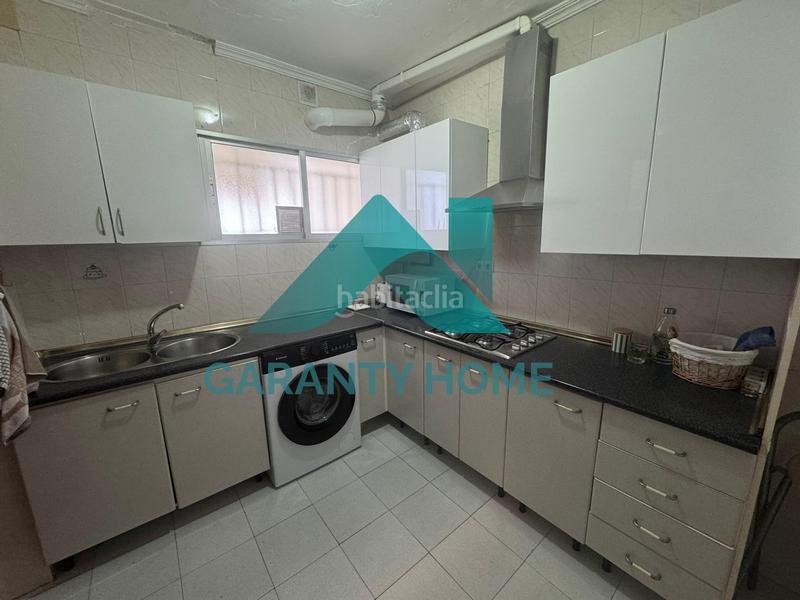 Foto 81bc8033-db72-4617-8464-580a2a24d5fb. Etagenwohnung in Centro Cáceres