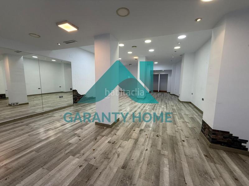 Foto 4f5458d9-6818-4031-abdd-c5a49e08bfea. Alquiler local comercial se alquila local comercial en antonio hurtado! en Cáceres