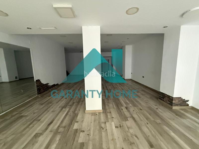 Foto 6fe09503-3eef-4596-b117-6d7955e828cc. Alquiler local comercial se alquila local comercial en antonio hurtado! en Cáceres