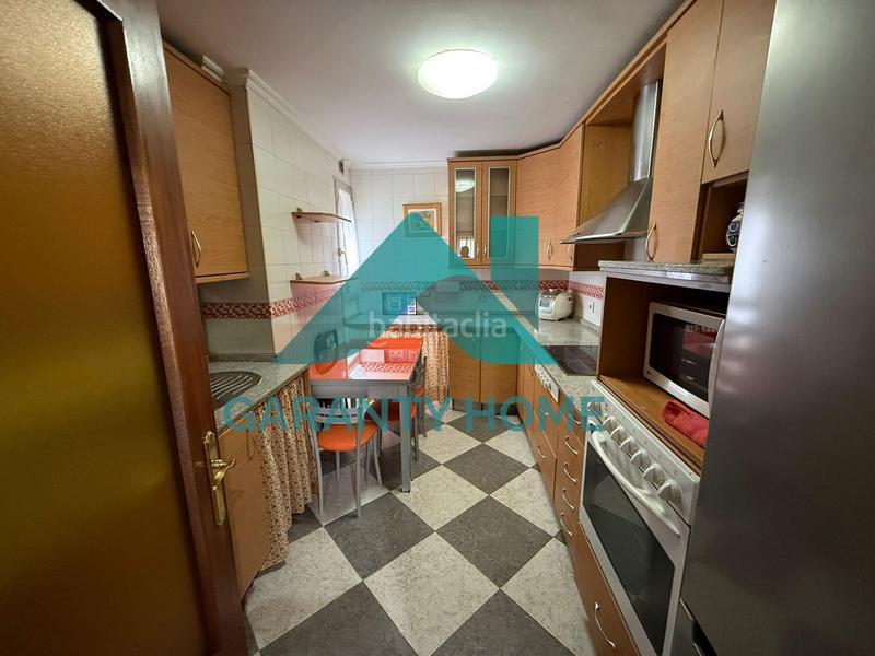 Foto 0258384d-d8d2-42e3-91e7-ee8a091d4f17. Miete etagenwohnung mit heizung in Casco Antiguo Cáceres