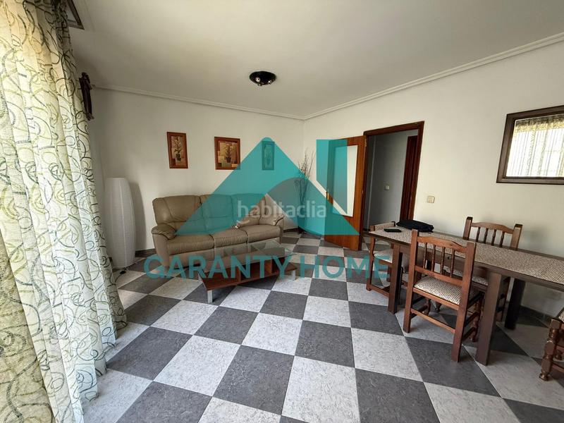 Foto e3254920-c83f-43ff-b628-daa93446ee37. Rent flat with heating in Casco Antiguo Cáceres