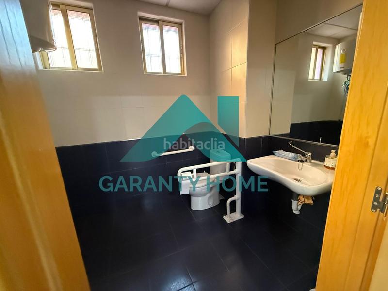 Foto 282b16dd-91cb-4d2b-8f1f-471da598d66e. Alquiler local comercial  en zona moctezuma amplio y versátil en Cáceres