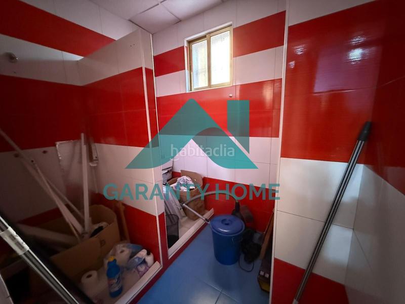 Foto 27f7eaf7-497a-4f69-afee-15bdc974e4d9. Lloguer local comercial a Centro Cáceres