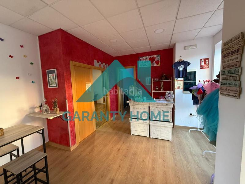 Foto dc6caabc-3f54-4696-8cd1-461d0a98859f. Lloguer local comercial a Centro Cáceres