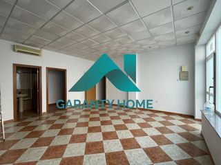 Lloguer Local Comercial a Ruta de la Plata. Local en alquiler en zona eroski  doble espacio independiente