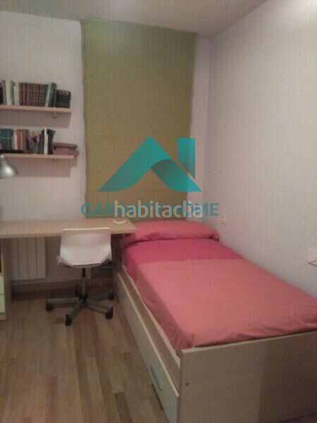 Foto 37c4980f-28e1-49bd-961e-dc4b20e6ef77. Apartament amb calefacció aparcament a Centro Cáceres