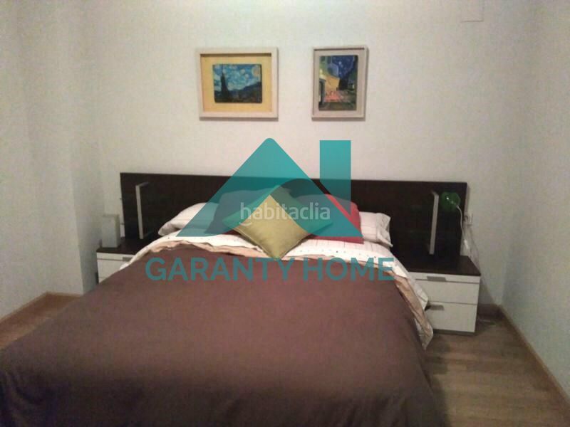 Foto 94c5623d-e2de-43c0-9eb2-dac7f4b45cbb. Apartament amb calefacció aparcament a Centro Cáceres