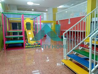 Transfer Business premise in Centro. Se traspasa centro educativo y de eventos en el centro de cácere