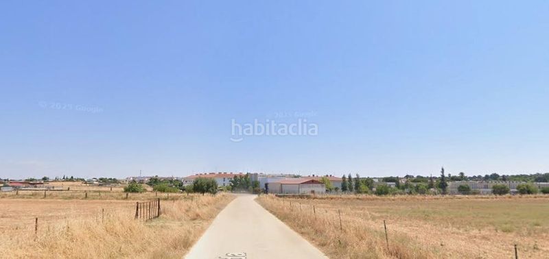 Foto eb2e6238-f28b-4f40-92c6-8a3d18b2492a. Finca rústica a Malpartida de Cáceres