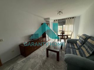 Miete Appartement in Centro. Apartamento en alquiler en zona perú con  garaje y trastero